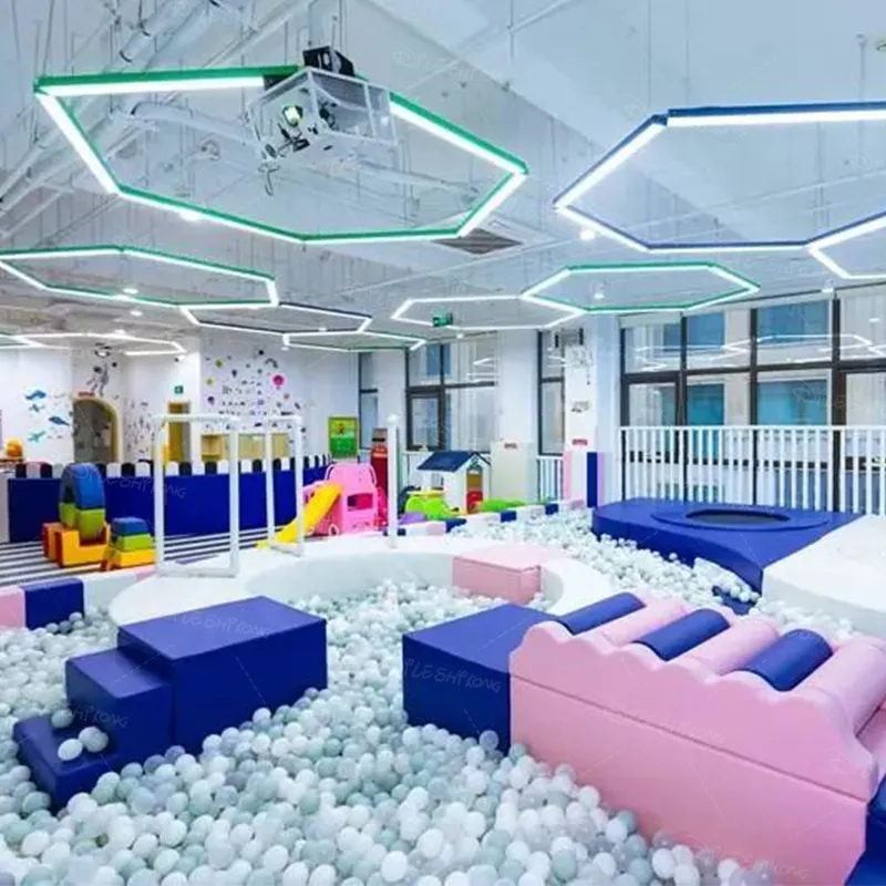 Indoor Naughty Castle Children's Playground - Brave Challenge, Challenge with Soft Play Equipment