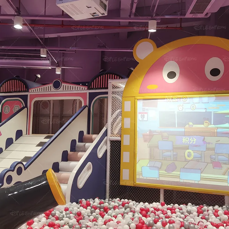 3D projection smash ball electronic screen game, Naughty Castle smash ball