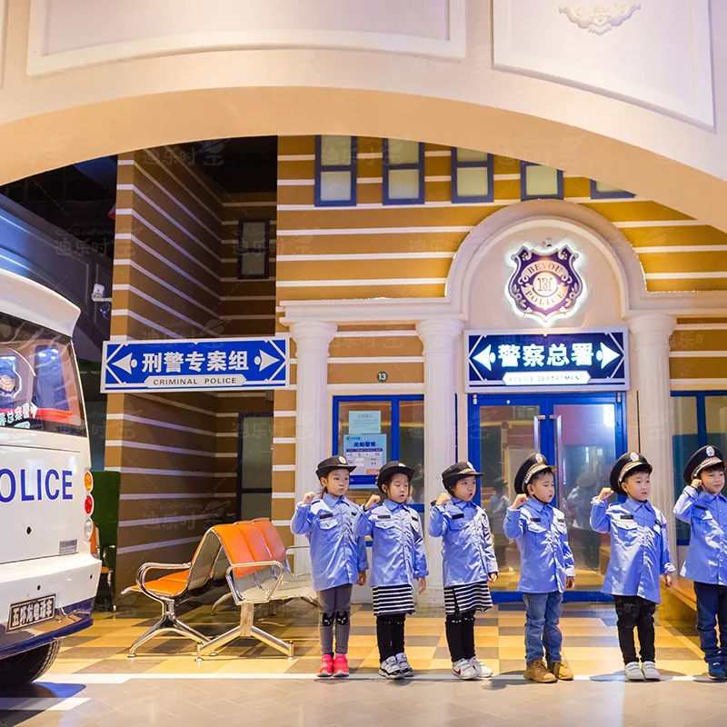 Indoor amusement park children's career experience hall, simulating police officers, firefighters, doctors, and more