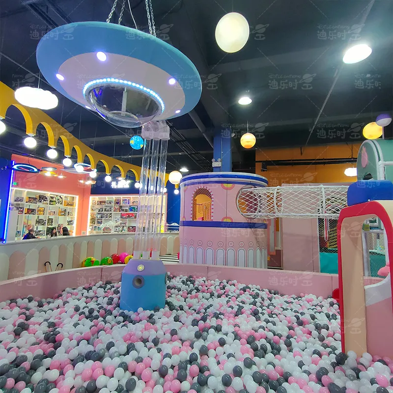 Indoor amusement park macaron style loudspeaker slide